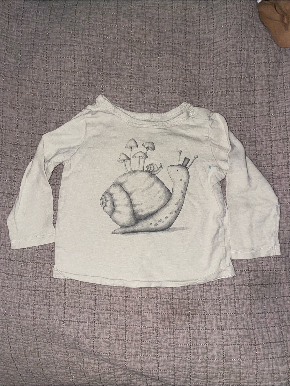 Cream Long-Sleeve Kids Tee with Snail Illustration